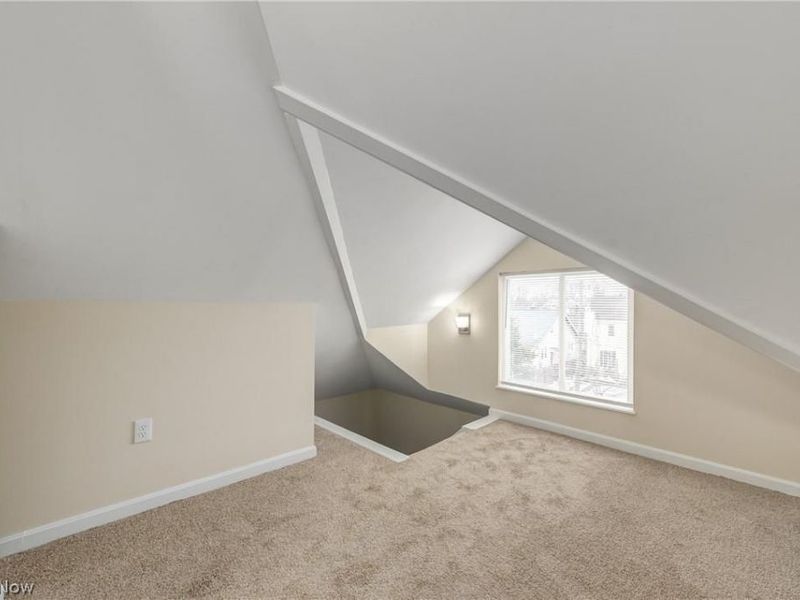 2085 Chesterland Avenue , Unit UP, Lakewood, OH 44107 Photo 21