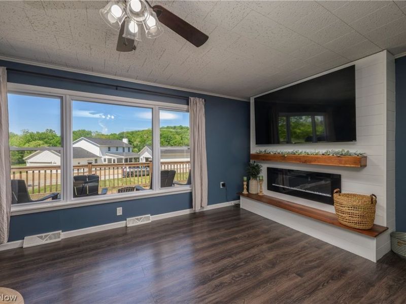 6105 Wolf Run Road SE, Dennison, OH 44621 Photo 16