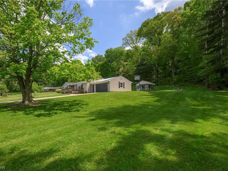 6105 Wolf Run Road SE, Dennison, OH 44621 Photo 3