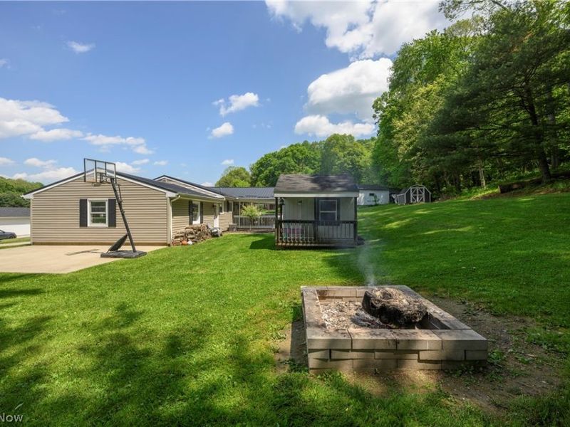 6105 Wolf Run Road SE, Dennison, OH 44621 Photo 6