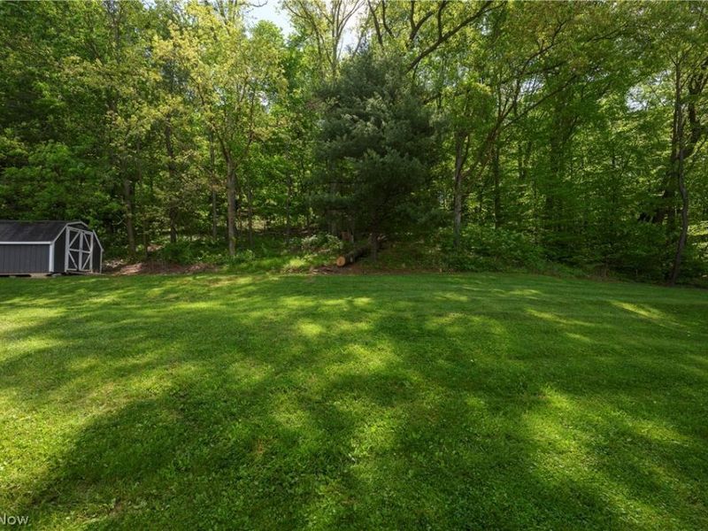 6105 Wolf Run Road SE, Dennison, OH 44621 Photo 9