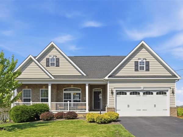 127 Olivia Avenue, Mars, PA 16046