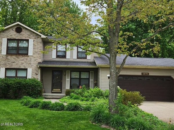 5836 Wood Valley Drive, Haslett, MI 48840