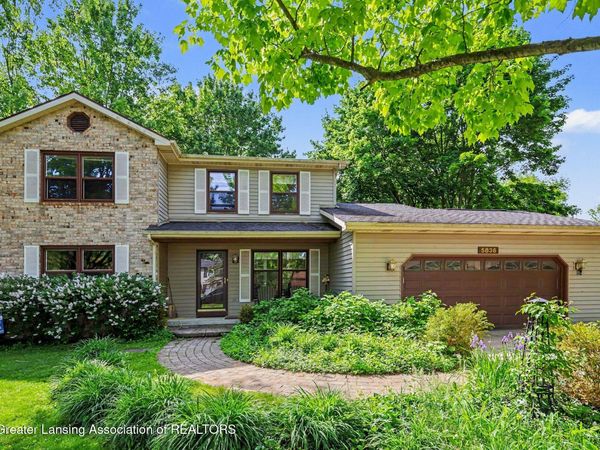 5836 Wood Valley Drive, Haslett, MI 48840