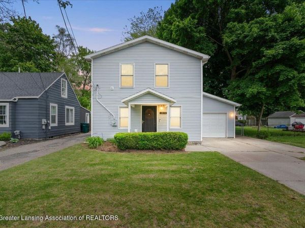 2832 Mildred Street, Lansing, MI 48906