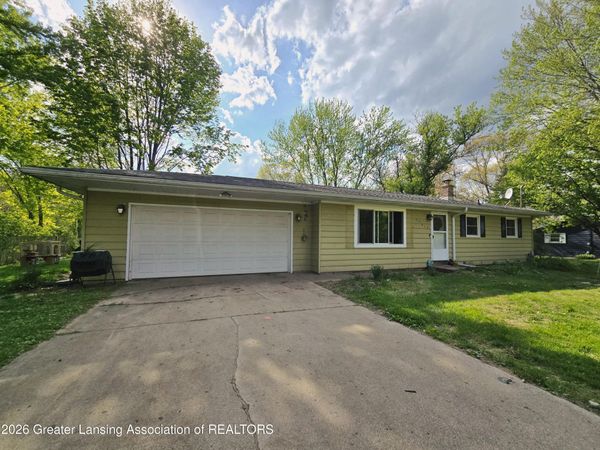 22915 Pine Lake Drive, Battle Creek, MI 49014