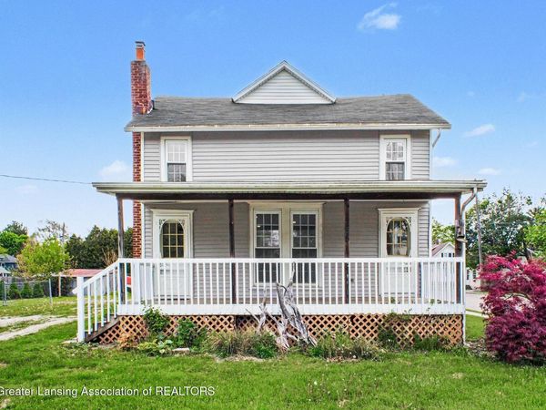 755 Division Street, Owosso, MI 48867