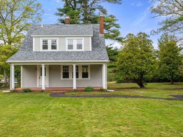 118 County Rd, Freetown, MA 02717
