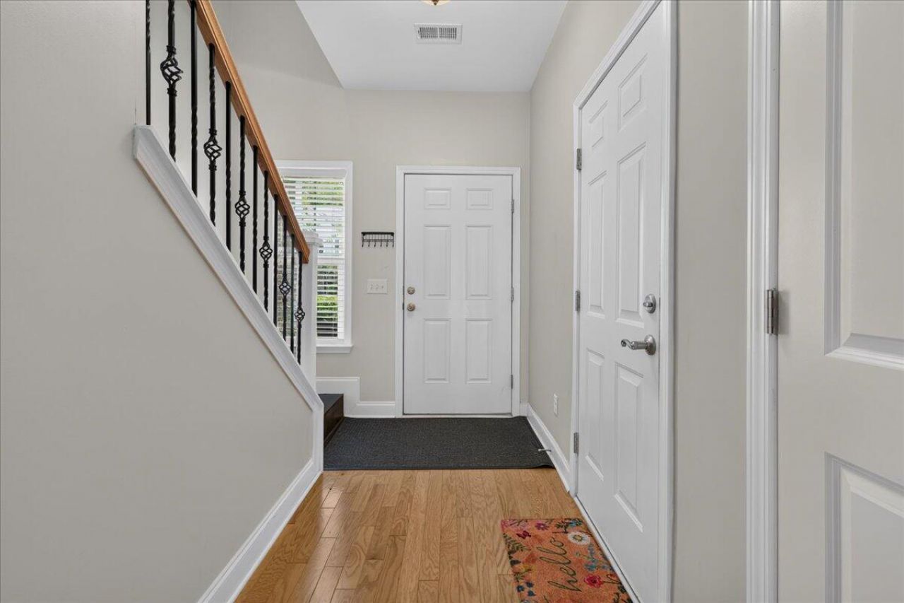 1065 Bennington Drive Photo 34