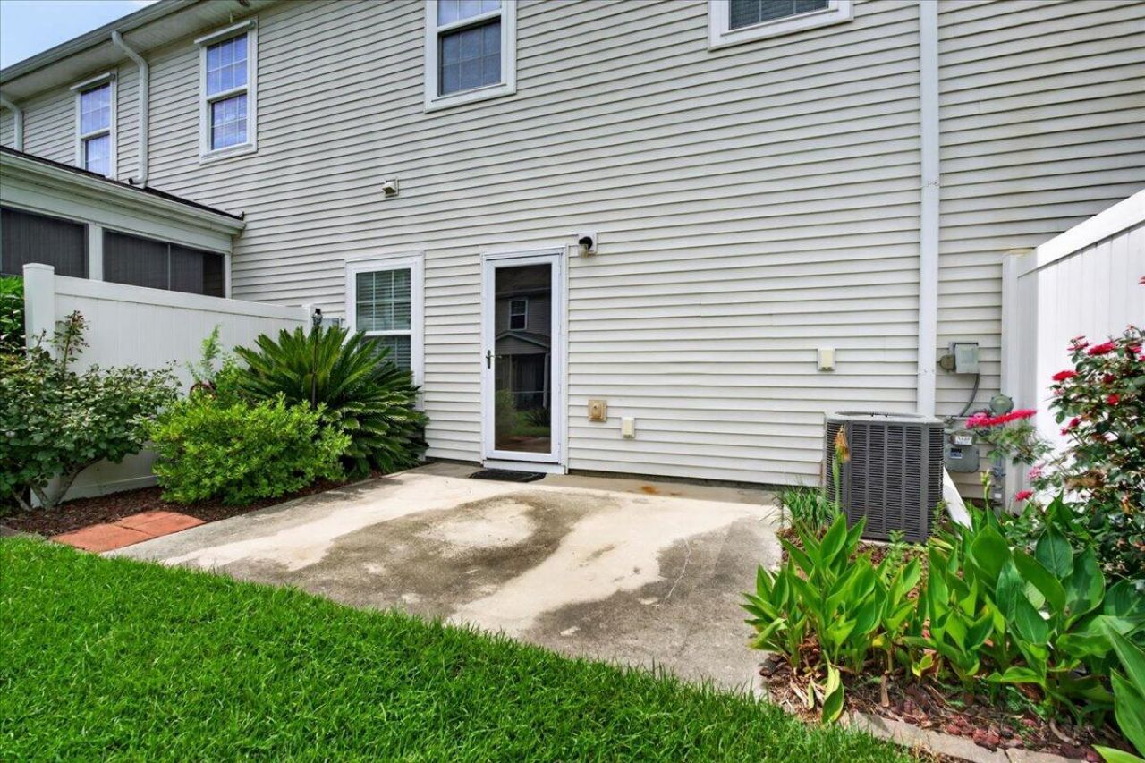 1065 Bennington Drive Photo 39