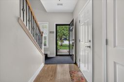 1065 Bennington Drive photo 4