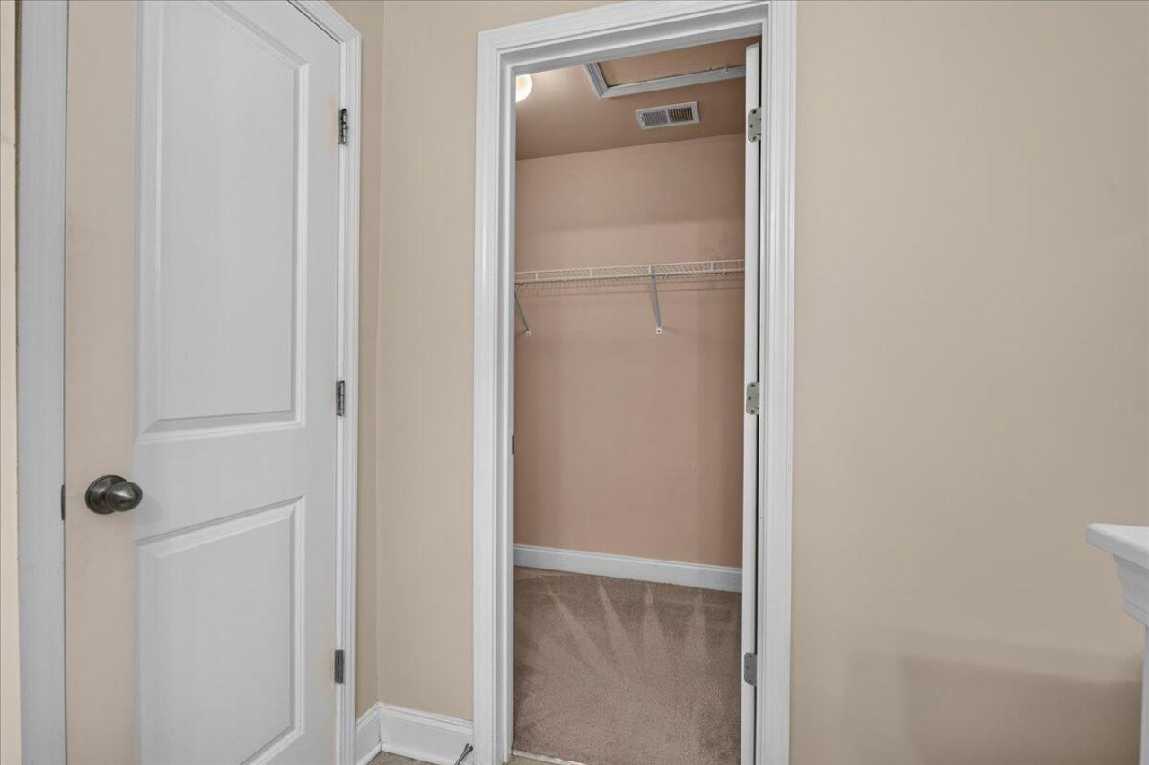 1065 Bennington Drive Photo 40