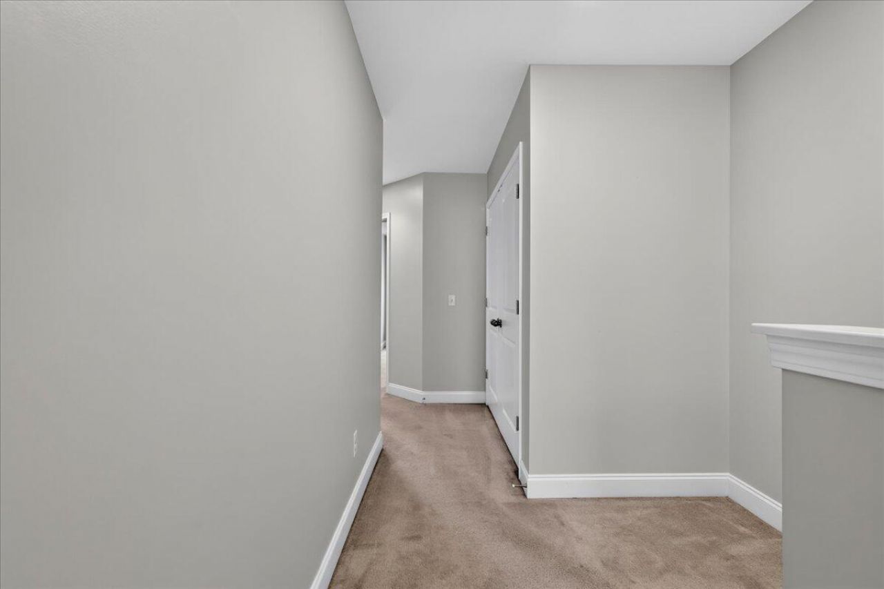 1065 Bennington Drive Photo 42