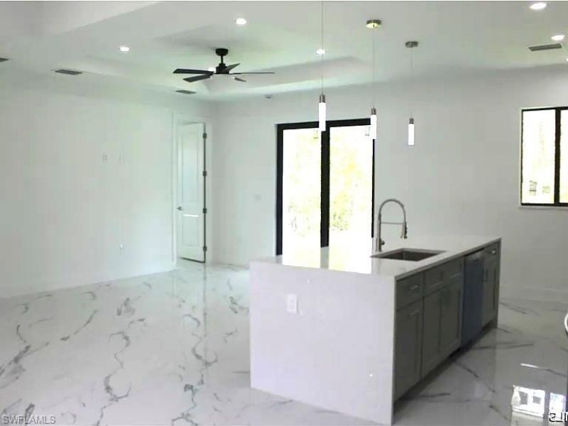 405 E 15th St, Lehigh Acres, FL 33972 Photo
