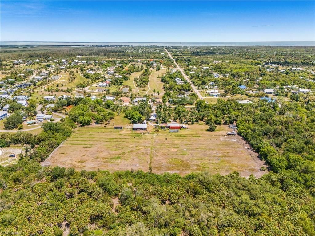 7535 Caloosa Dr , Bokeelia, FL 33922 Photo
