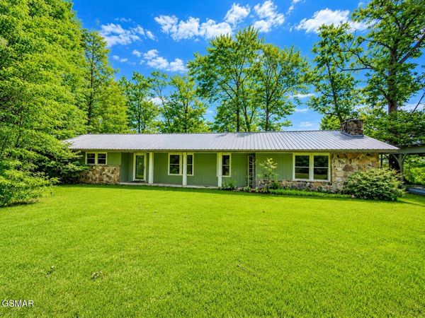 505 Crest Road, Gatlinburg, TN 37738