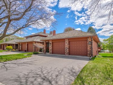 20 Anemone Circle , North Oaks, MN 55127