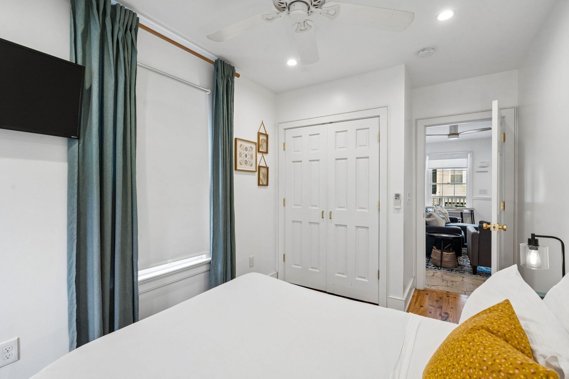 7 Kyle Place  Photo 15