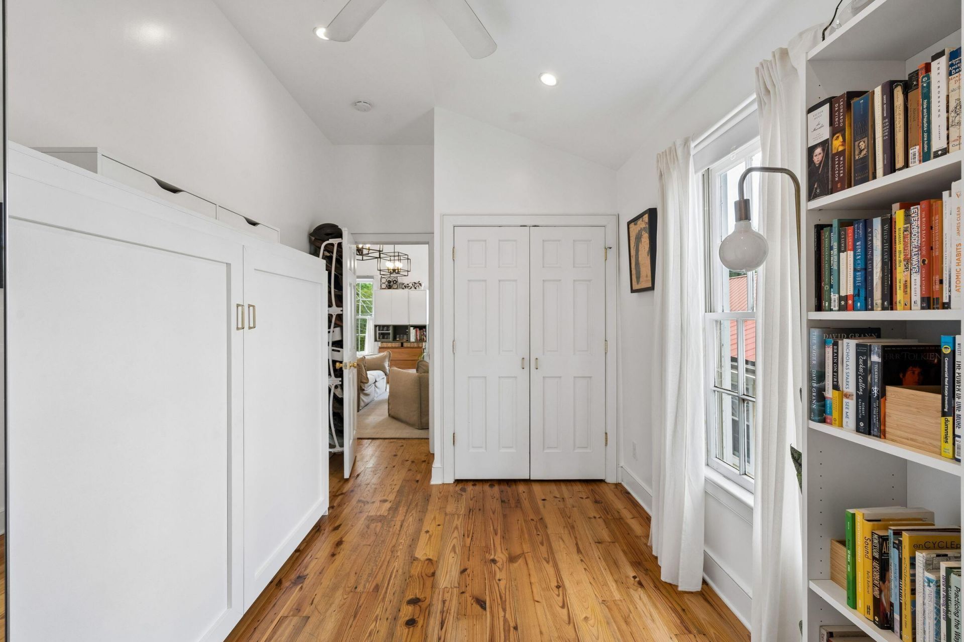 7 Kyle Place  Photo 33
