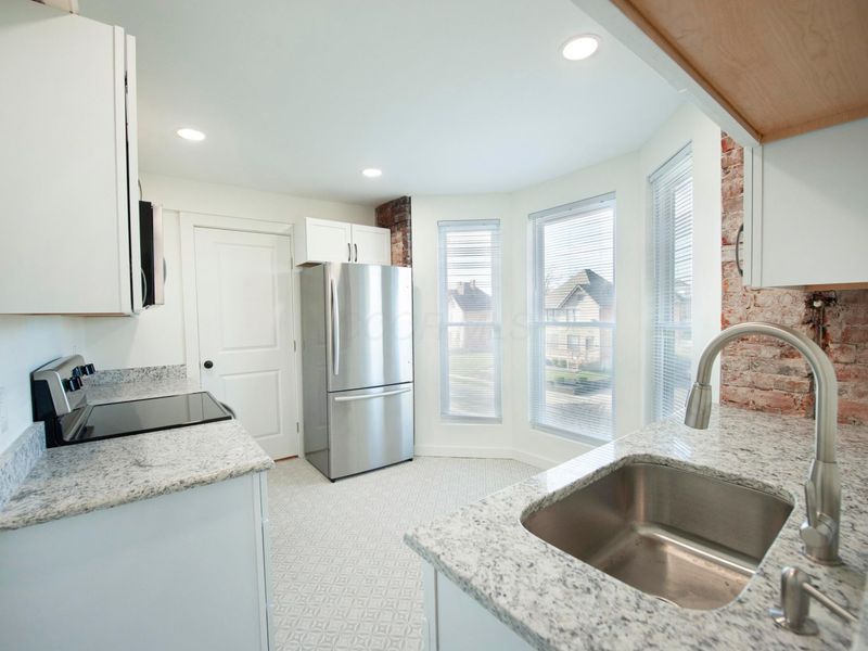 1404 Indianola Avenue, Columbus, OH 43201 Photo 12