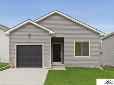 7809 N 94th Circle , Omaha, NE 68122