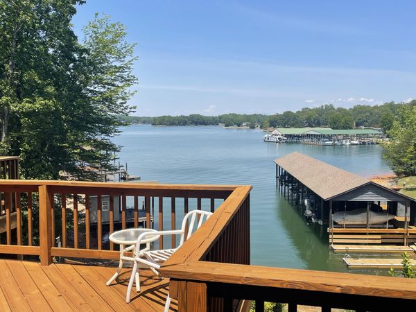 213 Saunders Point RD, Unit 6, Huddleston, VA 24104
