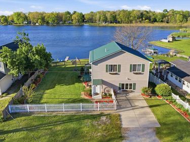52275 Ideal Beach Road, Elkhart, IN 46514