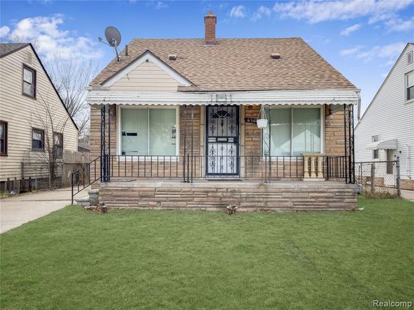 6395 Stahelin Avenue , Detroit, MI 48228