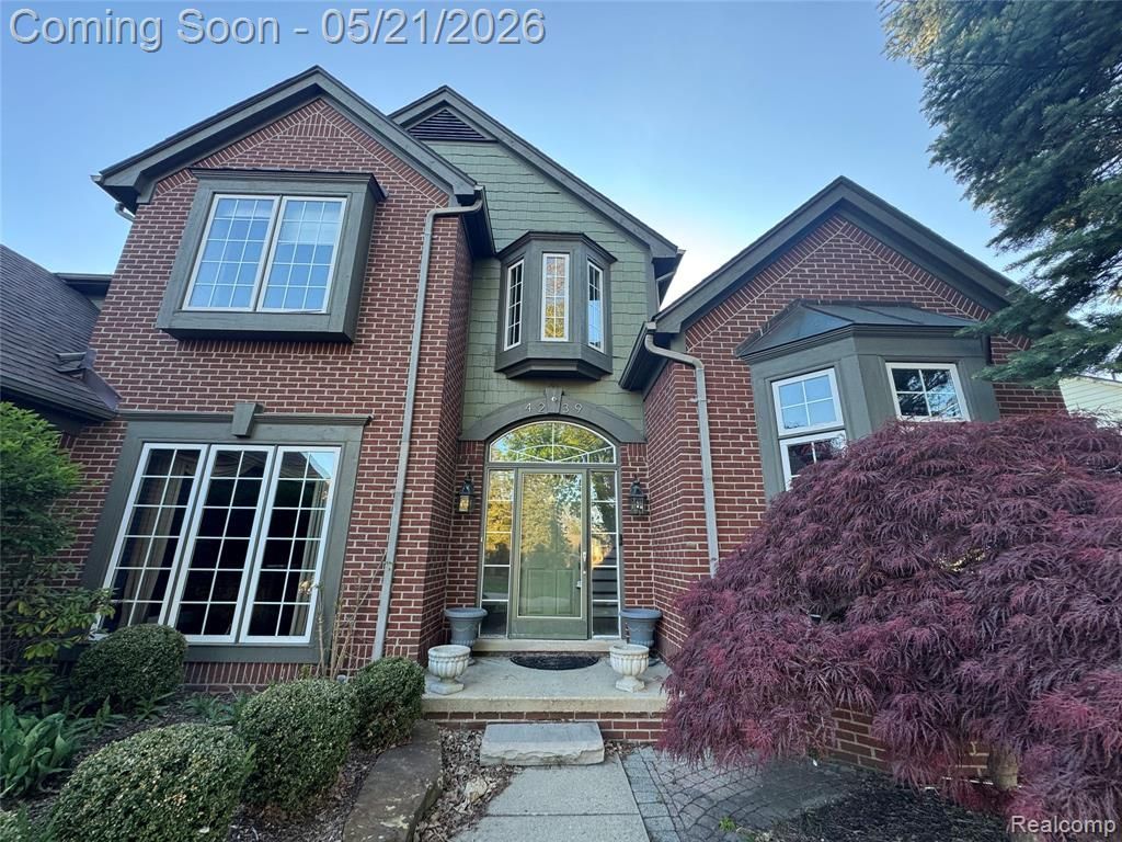 4239 Arcadia Drive, Auburn Hills, MI 48326 Main Photo