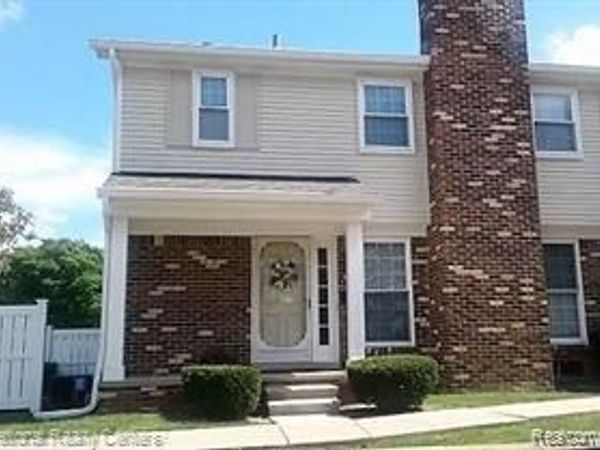 42106 Gladwin Street, Novi, MI 48167