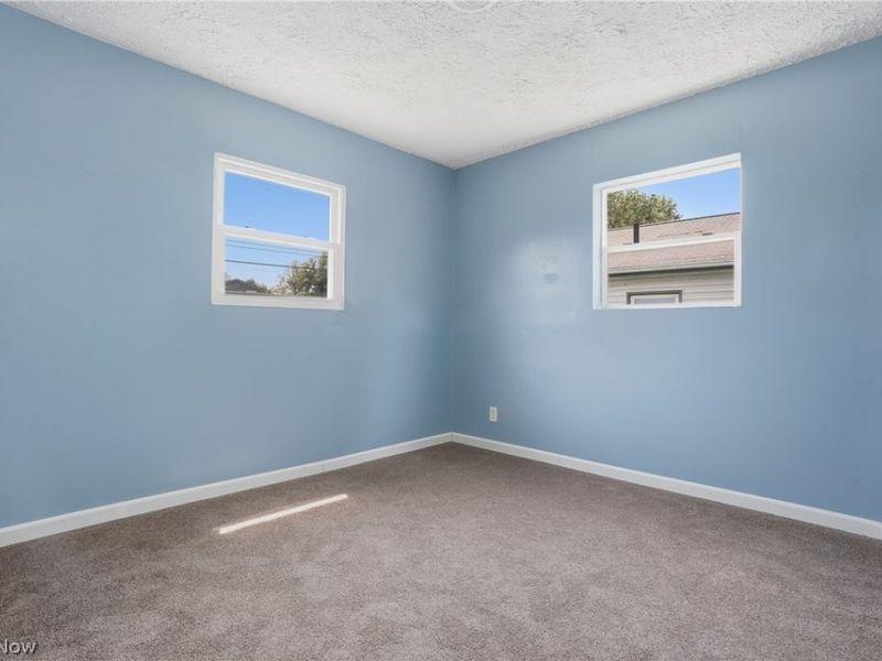 2708 19th Street NE, Canton, OH 44705 Photo 10