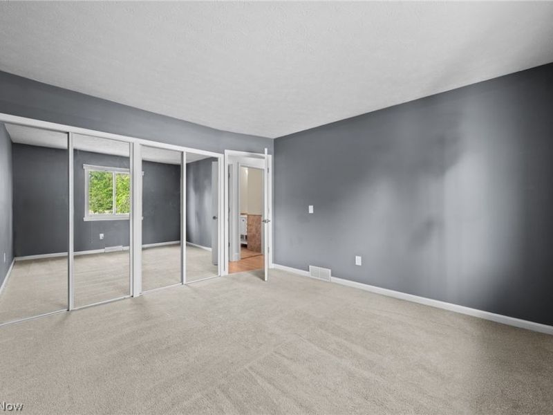 34605 Glen Drive , Eastlake, OH 44095 Photo 19