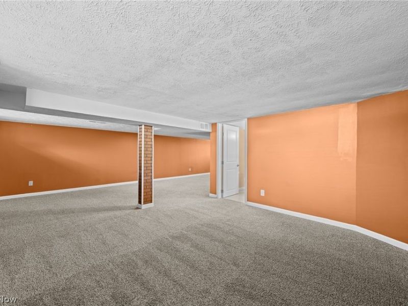 34605 Glen Drive , Eastlake, OH 44095 Photo 32