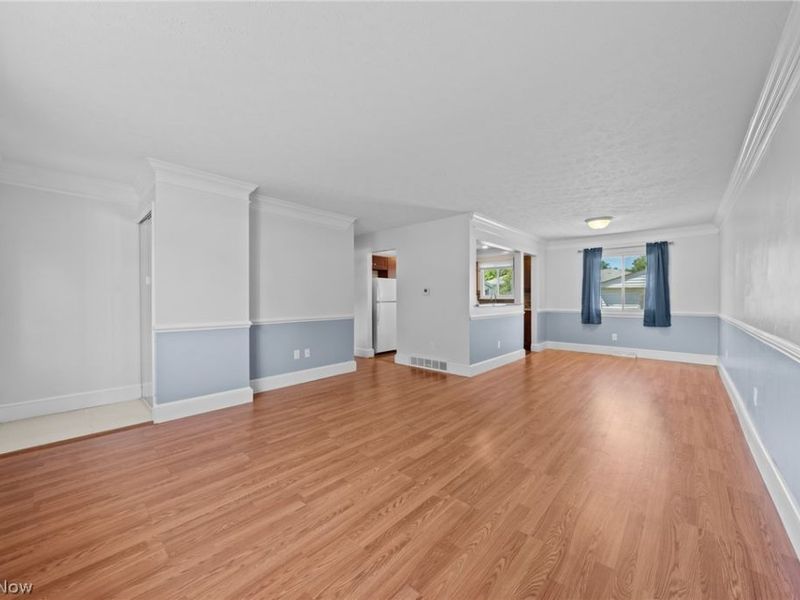 34605 Glen Drive , Eastlake, OH 44095 Photo 7