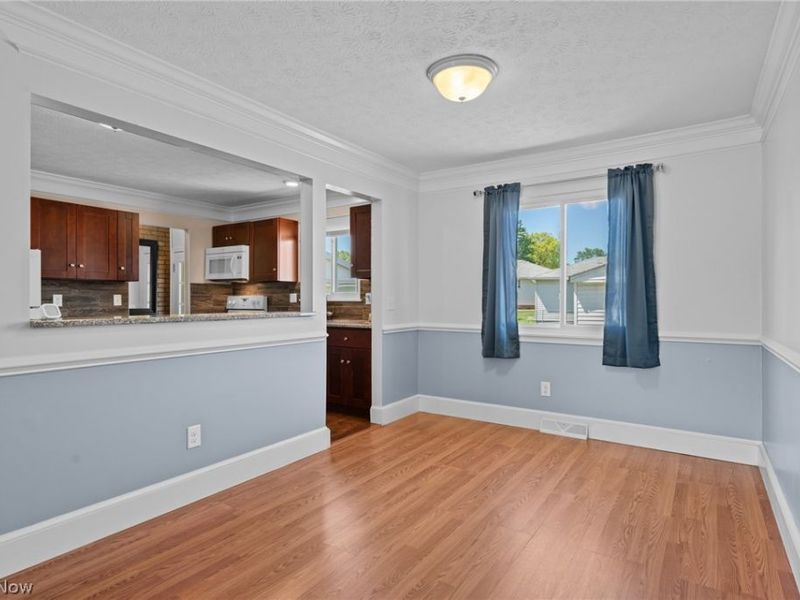 34605 Glen Drive , Eastlake, OH 44095 Photo 9