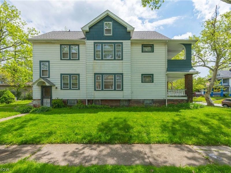 9701 Parkview Avenue , Cleveland, OH 44104 Photo 2