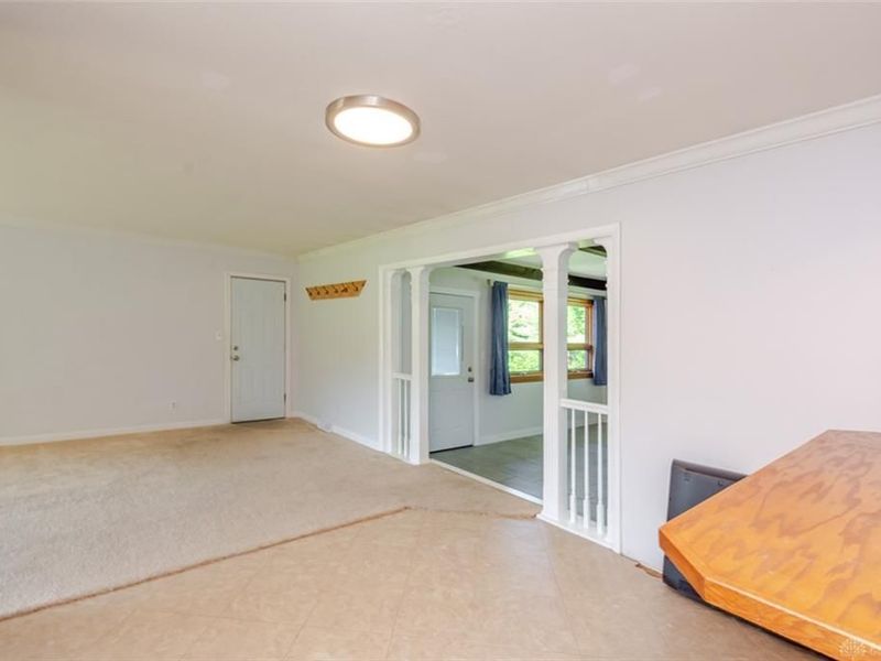 5665 Little Sugar Creek Road, Sugarcreek Township, OH 45440 Photo 7