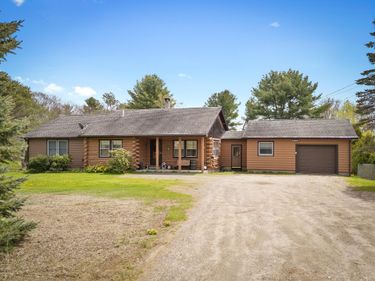 2959 Camden Road , Warren, ME 04864
