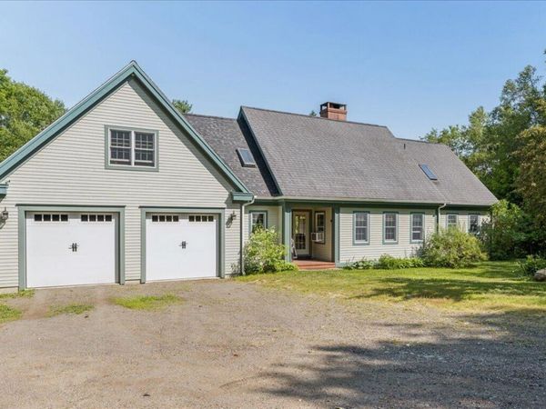 15 Castaway Drive, Orland, ME 04472