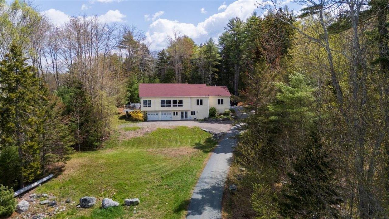 516 Bayside Road, Ellsworth, ME 04605 Main Photo