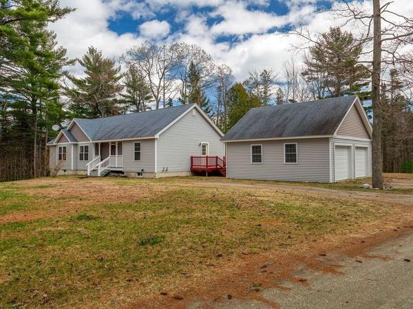 25 Kennel Brook Drive, Lamoine, ME 04605
