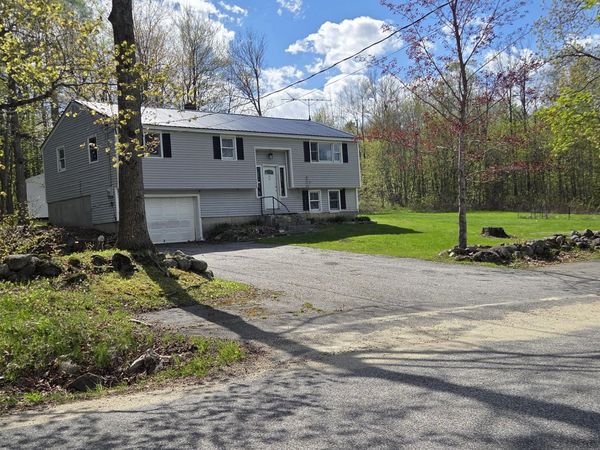 46 N Whitman School Road , Buckfield, ME 04220