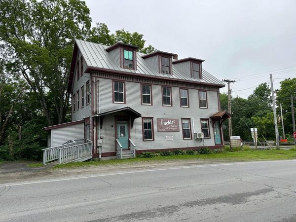 5 Starks Road , New Sharon, ME 04955