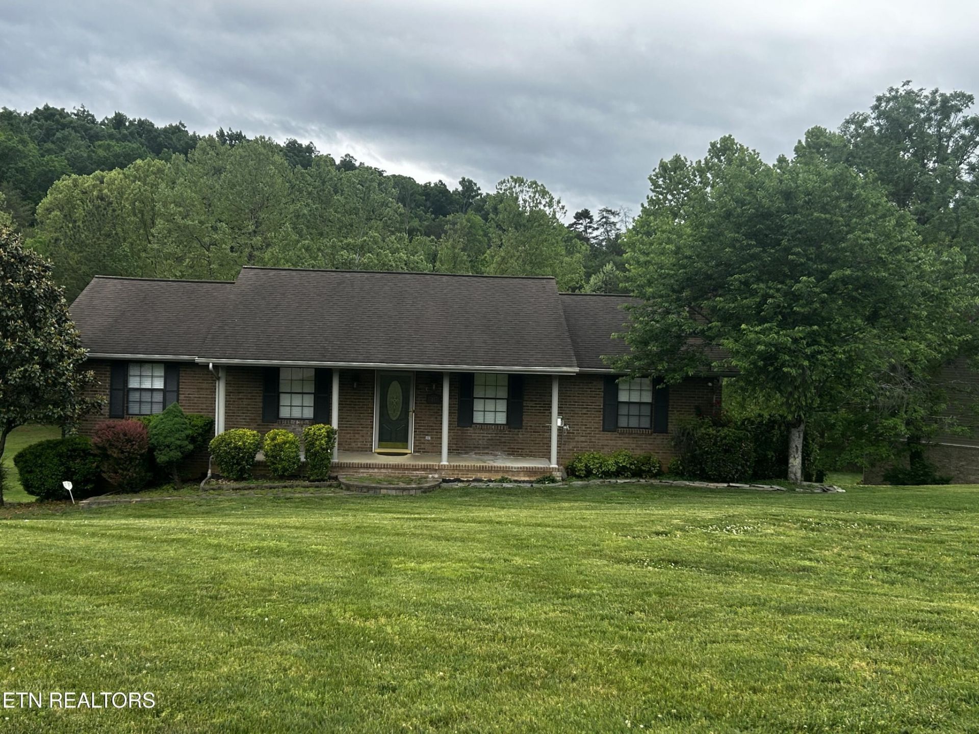 7817 Sagefield Drive , Knoxville, TN 37920 Main Photo