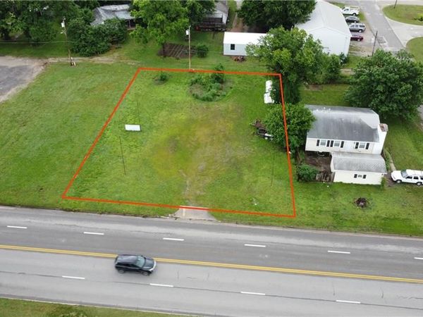 209 & 0000 S McGee Street, Caney, KS 67333