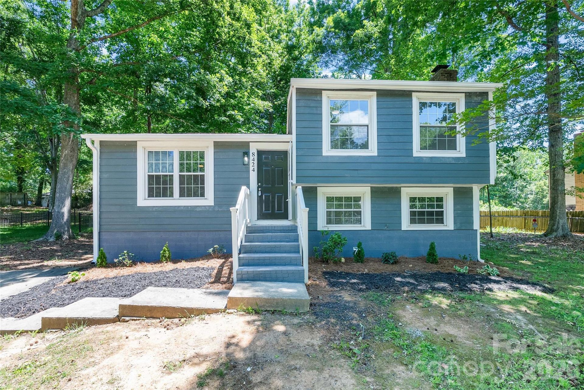 8424 Othello Place , Charlotte, NC 28227 Main Photo
