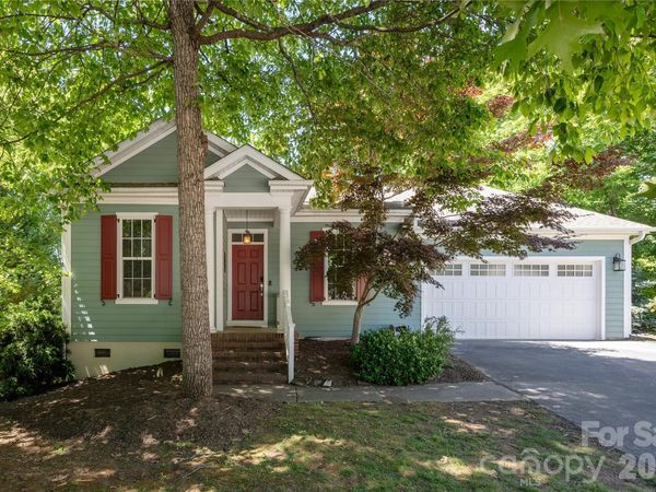 5 Hoolet Court , Biltmore Lake, NC 28715