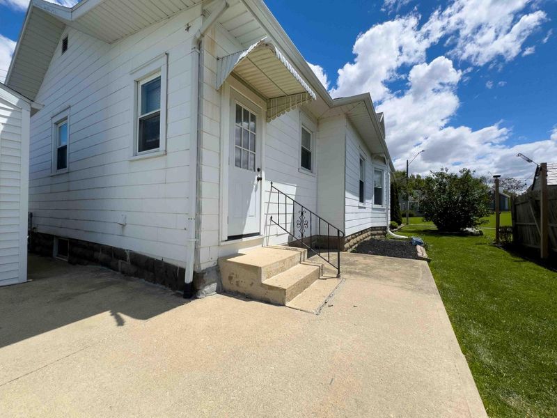 105 S Pine Street, Wapakoneta, OH 45895 Photo 36