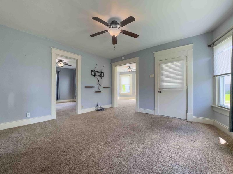 105 S Pine Street, Wapakoneta, OH 45895 Photo 4