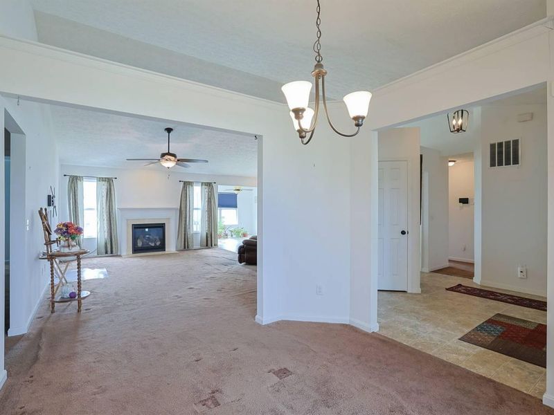 4281 Bergamot Drive, Tipp City, OH 45371 Photo 12
